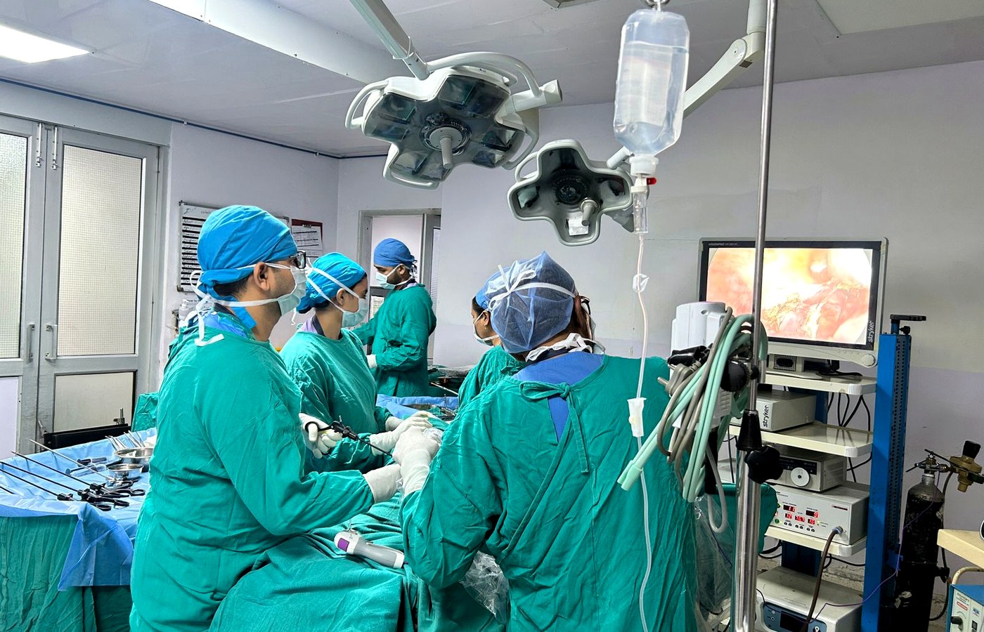 Faulty trocar reducer retrieval photo 2
